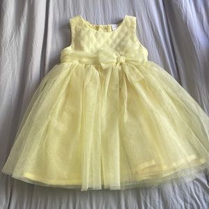 Cherokee yellow tulle Easter dress, size 18M. Button back.